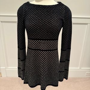 White House black market tunic sweater, black, gold, size small